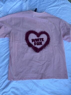 White Fox Tee Shirt NWT S/M